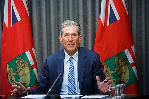 MIKE DEAL / WINNIPEG FREE PRESS
Premier Brian Pallister and Dr. Brent Roussin, chief provincial public health officer, announce further restrictions during a press conference at the Manitoba Legislative building Monday afternoon.
210426 - Monday, April 26, 2021.