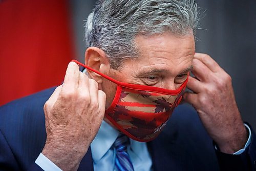 MIKE DEAL / WINNIPEG FREE PRESS
Premier Brian Pallister and Dr. Brent Roussin, chief provincial public health officer, announce further restrictions during a press conference at the Manitoba Legislative building Monday afternoon.
210426 - Monday, April 26, 2021.