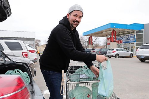 RUTH BONNEVILLE / WINNIPEG FREE PRESS 

BIZ - Instacart

Instacart personal shopper, Steve Kuzyk, loading groceries for a customer into his car in the parking lot of  Superstore on Portage near Grace Hospital Monday.  See story. 

VIRUS BIZ DELIVERY:  profiling a Winnipeg personal shopper, Steven Kuzyk, who was a nursing school student and was working at a restaurant prior to the pandemic but needed to find another source of income after losing his job. 

Reporter: Temur Durrani 

April 26,  2021