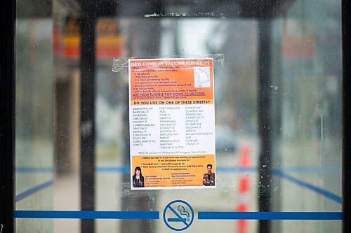 MIKAELA MACKENZIE / WINNIPEG FREE PRESS

Posters advertising vaccine eligibility in West Broadway in Winnipeg on Monday, April 26, 2021. For Cody story.
Winnipeg Free Press 2020.