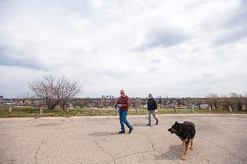 MIKAELA MACKENZIE / WINNIPEG FREE PRESS

Jean (left) and Lisa Neron and their dog, Turk, walk in Westview Park in Winnipeg on Wednesday, April 28, 2021. Standup.
Winnipeg Free Press 2020.