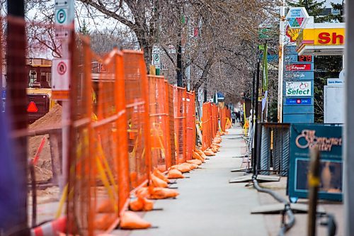 MIKAELA MACKENZIE / WINNIPEG FREE PRESS

Construction work on Corydon Avenue in Winnipeg on Tuesday, May 4, 2021. For Erik Pindera story.
Winnipeg Free Press 2020.