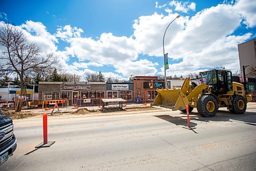 MIKAELA MACKENZIE / WINNIPEG FREE PRESS

Construction work on Corydon Avenue in Winnipeg on Tuesday, May 4, 2021. For Erik Pindera story.
Winnipeg Free Press 2020.