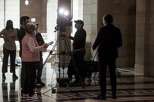 MIKE DEAL / WINNIPEG FREE PRESS
Leader of the opposition, Wab Kinew, responds to the rising COVID numbers during a press conference in the rotunda of Manitoba Legislative building Thursday afternoon. 
210506 - Thursday, May 06, 2021.