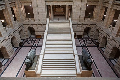 MIKE DEAL / WINNIPEG FREE PRESS
The grand staircase of a mostly empty Manitoba Legislative building Thursday afternoon. 
See Carol Sanders story
210506 - Thursday, May 06, 2021.