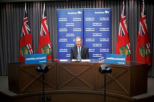 MIKE DEAL / WINNIPEG FREE PRESS
Premier Brian Pallister announces that his government will be increasing its budget for the Manitoba Bridge Grant and will be making a fourth round of up to $5,000 payments for eligible businesses and organizations to help protect them through the third wave of the COVID-19 pandemic during a press conference at the Manitoba Legislative building Monday morning. 
210510 - Monday, May 10, 2021.