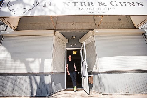 MIKAELA MACKENZIE / WINNIPEG FREE PRESS

Jeremy Regan, owner of Hunter & Gunn, poses for a portrait in front of the shuttered barbershop in Winnipeg on Monday, May 10, 2021. For Temur story.
Winnipeg Free Press 2020.