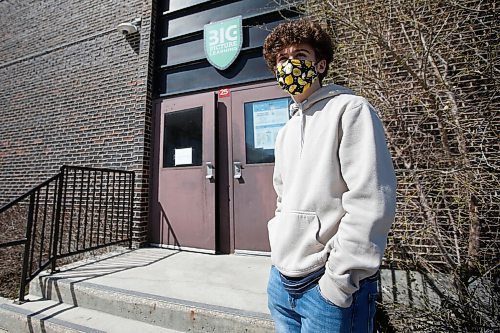 JOHN WOODS / WINNIPEG FREE PRESS
Maples MET school student Zachary Ireland is photographed outside the school on Jefferson in Winnipeg Monday, May 10, 2021. 

Reporter: Abas