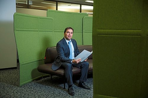 MIKE DEAL / WINNIPEG FREE PRESS
Eric Herbelin the new president of MPI in their temporary offices at CityPlace Tuesday morning.
See Larry Kusch story
210511 - Tuesday, May 11, 2021.