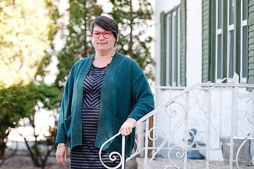 JOHN WOODS / WINNIPEG FREE PRESS
Kelly Fournel, new CEO of Tech Manitoba, is photographed outside her home in Winnipeg Tuesday, May 11, 2021. Over the course of the pandemic numerous industry organisations have appointed new leadership, some because of retirement, but overall, many have decided to take a different approach to the work they are doing.

Reporter: Cash