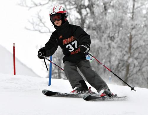 BORIS.MINKEVICH@FREEPRESS.MB.CA WINNIPEG FREE PRESS 100306 Summit Ski club's Jack Healey wins the Nancy Green portion of the  Annual Barclay Snowbyrd Race at Holiday Mountain,  La Riviere, MB. winnipeg