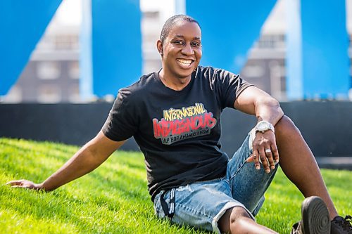 MIKAELA MACKENZIE / WINNIPEG FREE PRESS

Chris Sharpe, one of the local organizers of the first-ever International Indigenous Hip Hop Awards Show, poses for a portrait at The Forks in Winnipeg on Tuesday, May 18, 2021. For Ben Waldman story.
Winnipeg Free Press 2020.