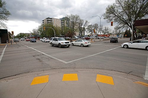 JOHN WOODS / WINNIPEG FREE PRESS
Main St in Winkler Tuesday, May 18, 2021. Winkler is the highest COVID positive cases after Winnipeg.

Reporter: Abas