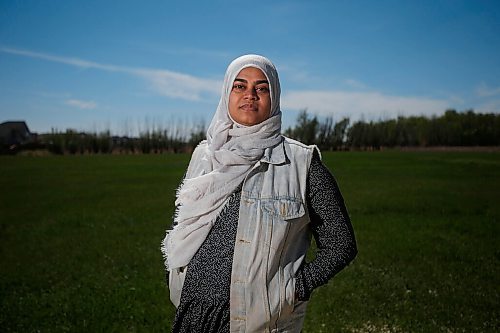 JOHN WOODS / WINNIPEG FREE PRESS
Urooj Danish, whos father died of COVID-19 overseas, is photographed in Winnipeg Wednesday, May 26, 2021. COVID-19 has forced migrants watch family members die from afar. 

Reporter: Sellar