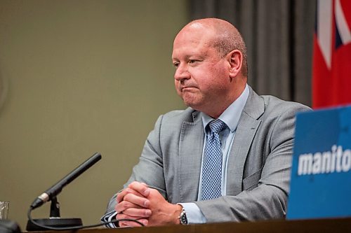 MIKAELA MACKENZIE / WINNIPEG FREE PRESS

Chief public health officer Dr. Brent Roussin announces new restrictions at the Manitoba Legislative Building in Winnipeg on Thursday, May 27, 2021. For Larry Kusch story.
Winnipeg Free Press 2020.