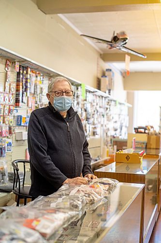 MIKE SUDOMA / WINNIPEG FREE PRESS
Cellar Dweller owner, Gerry Fingler, stands behind the sales counter Friday afternoon for one of the last times before Cellar Dwellers final day Saturday.
May 28, 2021