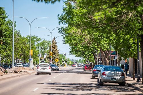 MIKAELA MACKENZIE / WINNIPEG FREE PRESS

Main Street in Winkler on Monday, May 31, 2021. For Malak Abas story.
Winnipeg Free Press 2020.