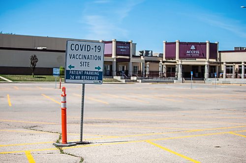 MIKAELA MACKENZIE / WINNIPEG FREE PRESS

The vaccination site at the Access Event Centre in Morden on Monday, May 31, 2021. For Malak Abas story.
Winnipeg Free Press 2020.