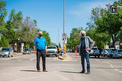 MIKAELA MACKENZIE / WINNIPEG FREE PRESS

Mayor Martin Harder (left) and dr. Don Klassen pose for a portrait on Main Street in Winkler on Monday, May 31, 2021. For Malak Abas story.
Winnipeg Free Press 2020.