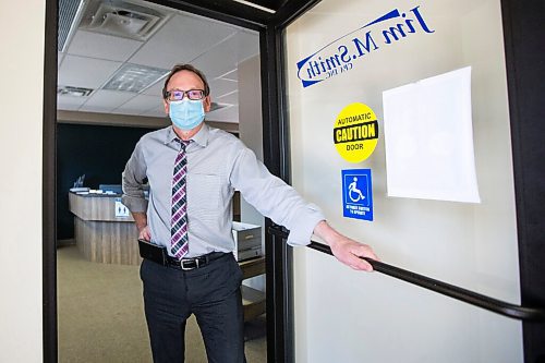 MIKAELA MACKENZIE / WINNIPEG FREE PRESS

Jim Smith, a Winkler CPA, poses for a portrait at his firm on Monday, May 31, 2021. Smith has proposed a raffle as a vaccination reward and a way to increase positivity around vaccination locally. For Malak Abas story.
Winnipeg Free Press 2020.