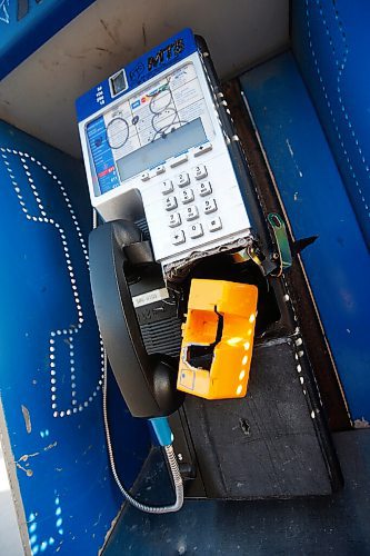 JOHN WOODS / WINNIPEG FREE PRESS
Damaged pay phone at the corner of Mountain and MacGregor in Winnipeg Monday, May 31, 2021. 

Reporter: ?