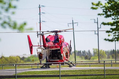 MIKAELA MACKENZIE / WINNIPEG FREE PRESS

A helicopter at the helipad at the Boundary Trails Health Centre (between Morden and Winkler) on Monday, May 31, 2021. For --- story.
Winnipeg Free Press 2020.