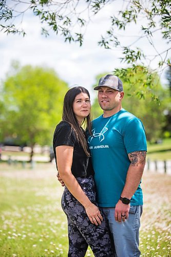 MIKAELA MACKENZIE / WINNIPEG FREE PRESS

Jason and Cynthia Cherewayko, who helped rescue two children at Grand Beach this weekend, pose for a portrait in Winnipeg on Tuesday, June 1, 2021. For Shelley Cook story.
Winnipeg Free Press 2020.