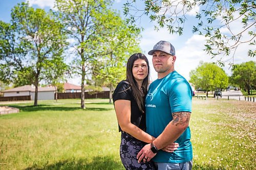 MIKAELA MACKENZIE / WINNIPEG FREE PRESS

Jason and Cynthia Cherewayko, who helped rescue two children at Grand Beach this weekend, pose for a portrait in Winnipeg on Tuesday, June 1, 2021. For Shelley Cook story.
Winnipeg Free Press 2020.