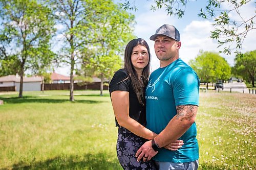 MIKAELA MACKENZIE / WINNIPEG FREE PRESS

Jason and Cynthia Cherewayko, who helped rescue two children at Grand Beach this weekend, pose for a portrait in Winnipeg on Tuesday, June 1, 2021. For Shelley Cook story.
Winnipeg Free Press 2020.