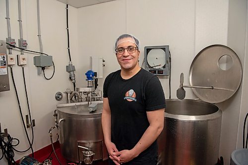 ALEX LUPUL / WINNIPEG FREE PRESS  

Joseph Chaeban, owner of Chaeban Ice Cream, in front of cheese-making machinery at his shop in Winnipeg Tuesday, June 1, 2021. The popular Osborne shop is now expanding into cheesemaking.

Reporter: Eva Wasney