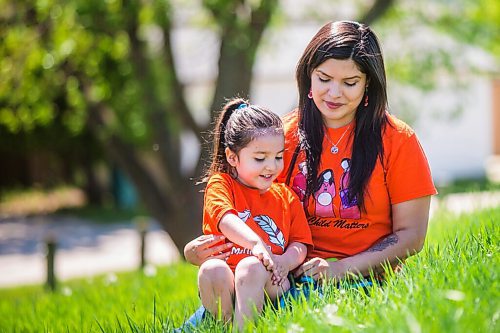 MIKAELA MACKENZIE / WINNIPEG FREE PRESS

Erica Daniels, who directed the newly-released eight-part series documenting the Seven Sacred Teachings, poses for a portrait with her daughter, Serenity (three), at Braeside Park in Winnipeg on Thursday, June 3, 2021. For Ben Waldman story.
Winnipeg Free Press 2021.