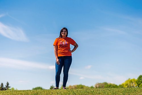 MIKAELA MACKENZIE / WINNIPEG FREE PRESS

Erica Daniels, who directed the newly-released eight-part series documenting the Seven Sacred Teachings, poses for a portrait at Braeside Park in Winnipeg on Thursday, June 3, 2021. For Ben Waldman story.
Winnipeg Free Press 2021.