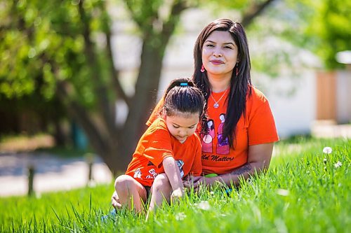 MIKAELA MACKENZIE / WINNIPEG FREE PRESS

Erica Daniels, who directed the newly-released eight-part series documenting the Seven Sacred Teachings, poses for a portrait with her daughter, Serenity (three), at Braeside Park in Winnipeg on Thursday, June 3, 2021. For Ben Waldman story.
Winnipeg Free Press 2021.