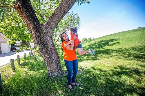 MIKAELA MACKENZIE / WINNIPEG FREE PRESS

Erica Daniels, who directed the newly-released eight-part series documenting the Seven Sacred Teachings, poses for a portrait with her daughter, Serenity (three), at Braeside Park in Winnipeg on Thursday, June 3, 2021. For Ben Waldman story.
Winnipeg Free Press 2021.