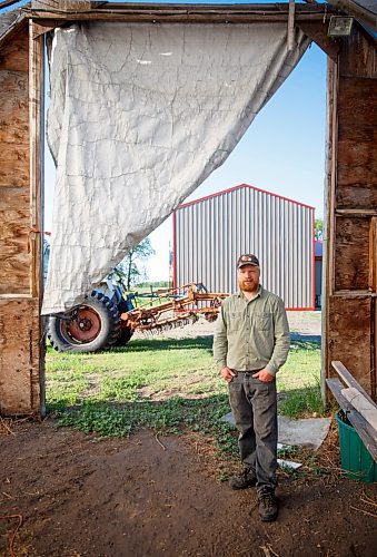 MIKE DEAL / WINNIPEG FREE PRESS
Benjamin Unrau, an organic farmer near McGregor who grows Red Fife wheat - the variety that was first used on the Prairies when settlers began farming in Manitoba in the late 1800s.
See Alan Small Farm-to-table feature
210604 - Friday, June 04, 2021.