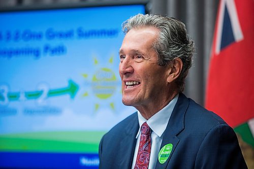 MIKAELA MACKENZIE / WINNIPEG FREE PRESS

Premier Brian Pallister announces the summer reopening plan at the Manitoba Legislative Building in Winnipeg on Thursday, June 10, 2021. For Danielle story.
Winnipeg Free Press 2021.