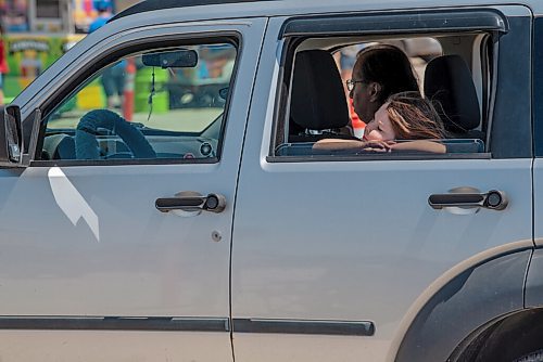 ALEX LUPUL / WINNIPEG FREE PRESS  

Attendees enjoy the Winnipeg International Children's Festival from the comfort of their vehicles at the Red River Exhibition Park on Sunday, June 13, 2021. Due to ongoing restrictions, the format has shifted to a drive-in format.