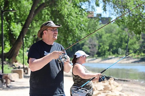 RUTH BONNEVILLE / WINNIPEG FREE PRESS

Standup - fishing 

Tory Gibbons and his partner Julie Nadeau fish off the banks of the Assiniboine River on Monday as they take part in the Canadian Fishing Network's. Canada wide, fish off.  The competition is open to anyone and runs until July 5th, with the winner having a chance to be on a segment of the CFN.  


June 14,, 2021

