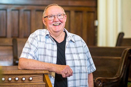 MIKAELA MACKENZIE / WINNIPEG FREE PRESS

Jeff Carter, chair of the Augustine Centre board of directors, poses for a portrait in the sanctuary in Winnipeg on Tuesday, June 15, 2021. For Melissa Martin story.
Winnipeg Free Press 2021.