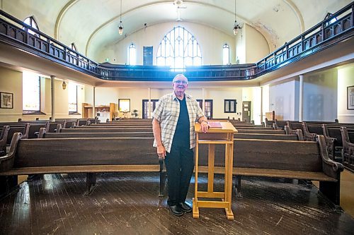 MIKAELA MACKENZIE / WINNIPEG FREE PRESS

Jeff Carter, chair of the Augustine Centre board of directors, poses for a portrait in the sanctuary in Winnipeg on Tuesday, June 15, 2021. For Melissa Martin story.
Winnipeg Free Press 2021.