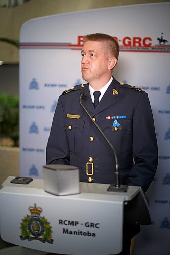 MIKE DEAL / WINNIPEG FREE PRESS
Superintendent Michael Koppang, Officer in Charge of Major Crime Services for Manitoba RCMP, during a news conference Friday morning at RCMP D Division Headquarters, 1091 Portage Ave., regarding the arrest of Eric Wildman just outside Belleville, Ont. by OPP officers. 
210618 - Friday, June 18, 2021.
