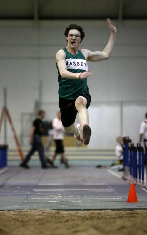 MIKE.DEAL@FREEPRESS.MB.CA 100324 - Wednesday, March 24th, 2010 Matthew Feldschun from Vincent Vassey Collegiate won the varsity boys long jump with a jump of 6.10 meters at the Manitoba High School Indoor Track Championships. MIKE DEAL / WINNIPEG FREE PRESS