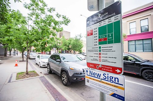 MIKAELA MACKENZIE / WINNIPEG FREE PRESS

New parking guide signs in the Exchange District in Winnipeg on Monday, June 21, 2021. For Joyanne story.
Winnipeg Free Press 2021.