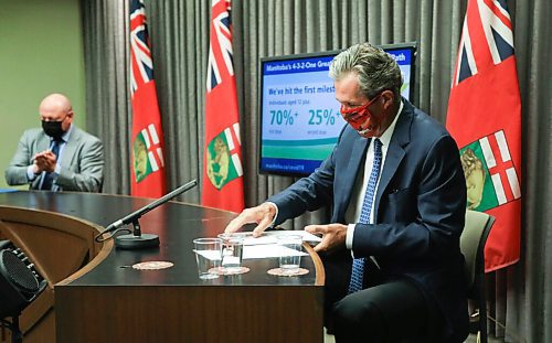 RUTH BONNEVILLE / WINNIPEG FREE PRESS

Local COVID update

Premier Brian Pallister and Dr. Brent Roussin, chief provincial public health officer, discuss their "Reopening Path" at COVID update at the Legislative Building Wednesday.


June 23,, 2021

