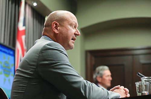 RUTH BONNEVILLE / WINNIPEG FREE PRESS

Local COVID update

Premier Brian Pallister and Dr. Brent Roussin, chief provincial public health officer, discuss their "Reopening Path" at COVID update at the Legislative Building Wednesday.


June 23,, 2021

