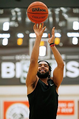 JOHN WOODS / WINNIPEG FREE PRESS
Keiran Zziwa, a U of MB Bison basketball player, throws some baskets at the university in Winnipeg Wednesday, June 23, 2021. Zziwa is heading to Morocco to play for Uganda at the Afro Basketball qualifier.

Reporter: Sawatzky