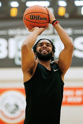 JOHN WOODS / WINNIPEG FREE PRESS
Keiran Zziwa, a U of MB Bison basketball player, throws some baskets at the university in Winnipeg Wednesday, June 23, 2021. Zziwa is heading to Morocco to play for Uganda at the Afro Basketball qualifier.

Reporter: Sawatzky