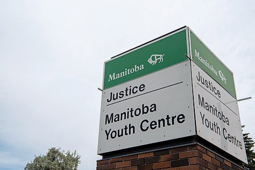 ALEX LUPUL / WINNIPEG FREE PRESS  

Manitoba Youth Centre is photographed in Winnipeg on Friday, June 25, 2021.