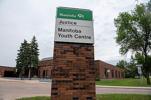 ALEX LUPUL / WINNIPEG FREE PRESS  

Manitoba Youth Centre is photographed in Winnipeg on Friday, June 25, 2021.