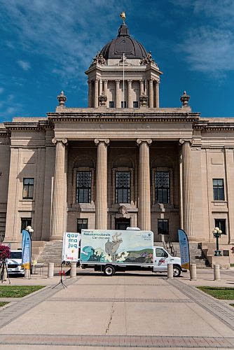 ALEX LUPUL / WINNIPEG FREE PRESS  

A retrofitted tour vehicle named Nakatamaakewin is photographed in front of the Manitoba Legislative Building in Winnipeg on Tuesday, June 29, 2021. The vehicle will tour the province, bringing a culturally-rich and diverse display of art to communities.